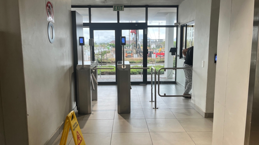 To Let 1 Bedroom Property for Rent in Pinelands Western Cape